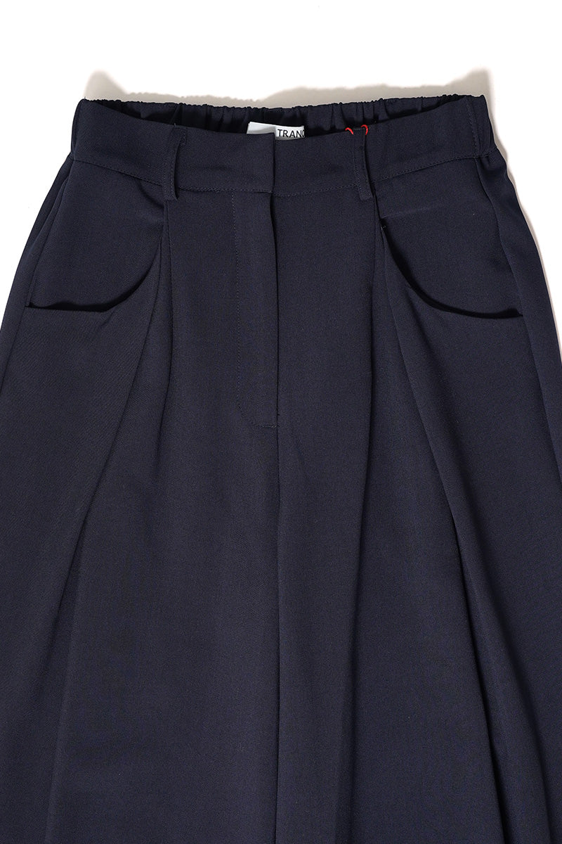 TRANOI(トラノイ)ワイドタックパンツ 211J508