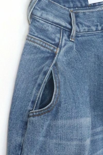 コクーンデニムパンツ