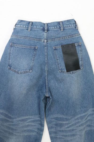 コクーンデニムパンツ