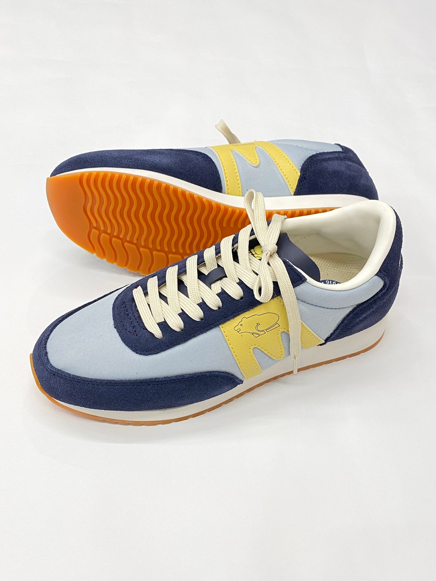 KARHU(カルフ) ALBATROSS82 スニーカ KH807064