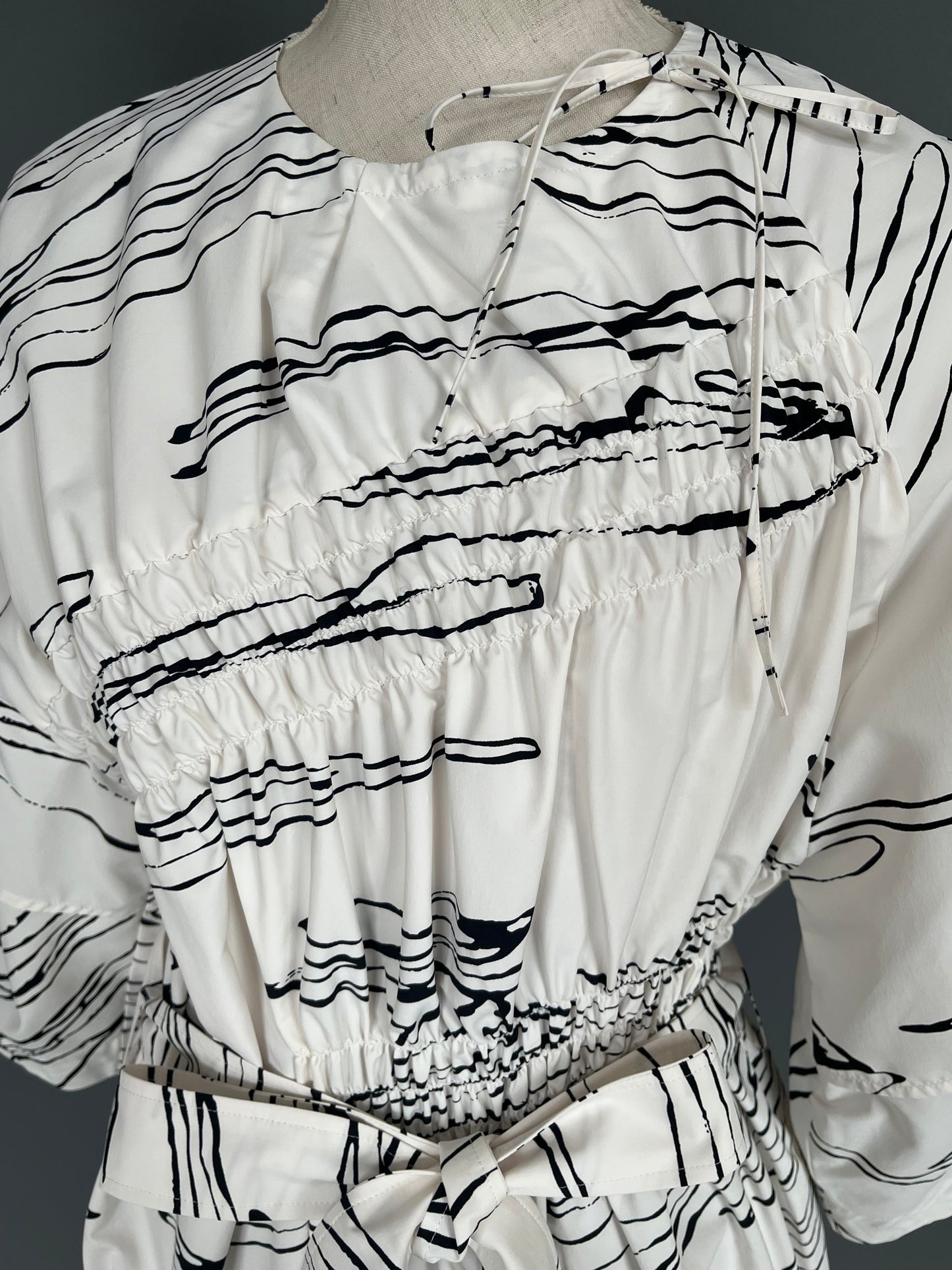 styling/(スタイリング) シャーリングワンピース 16WFO234034