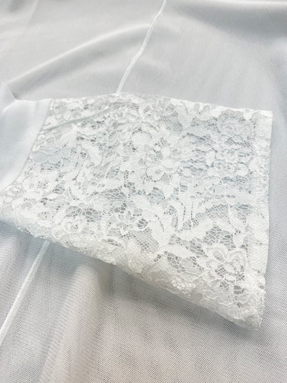 anana (アナナ) 袖口レース　メッシュニットクルーネックトップス A19-043