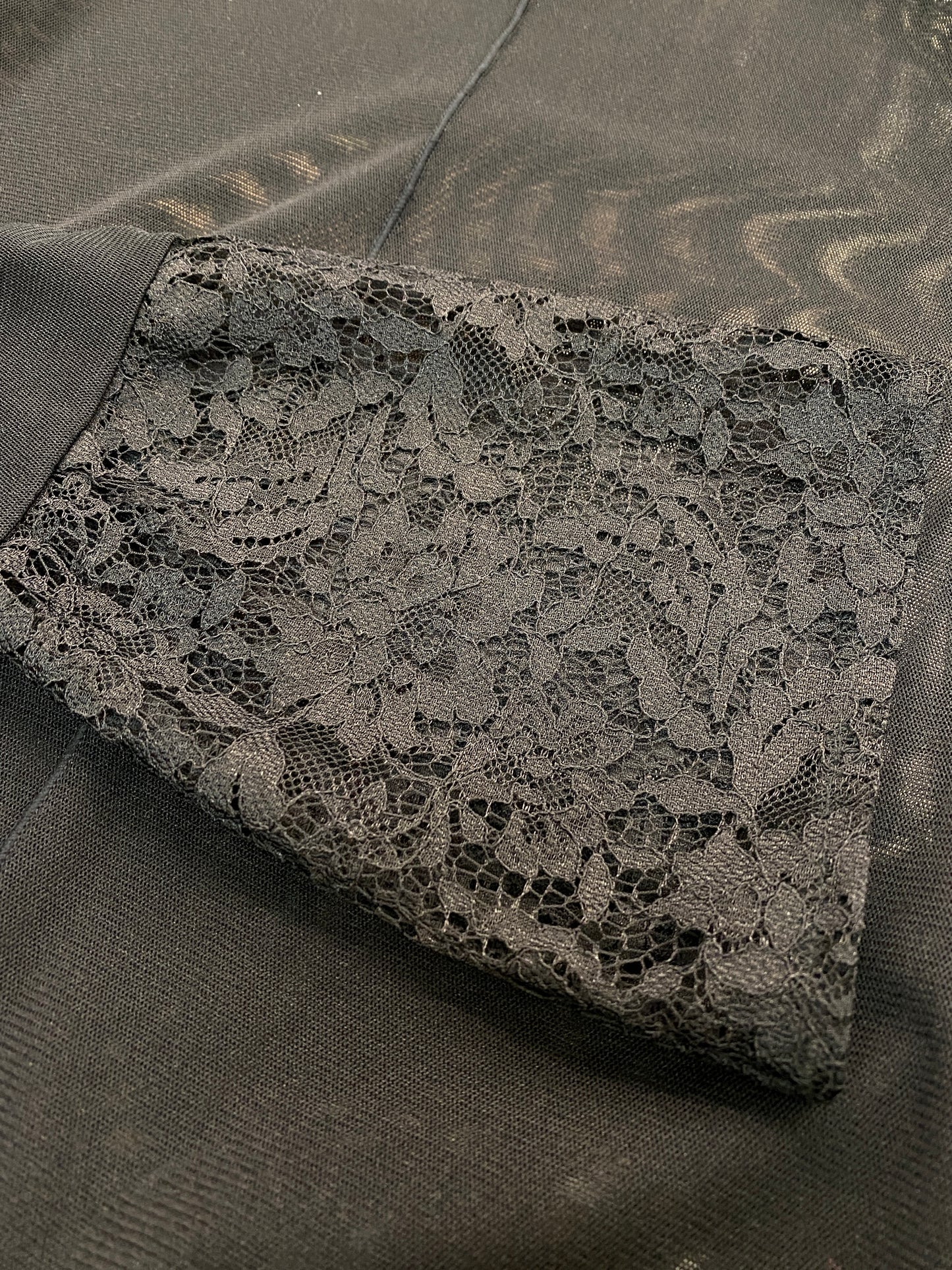 anana (アナナ) 袖口レース　メッシュニットクルーネックトップス A19-043