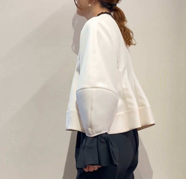 anana (アナナ) ボンディングショートペプラムジャケット A76-000