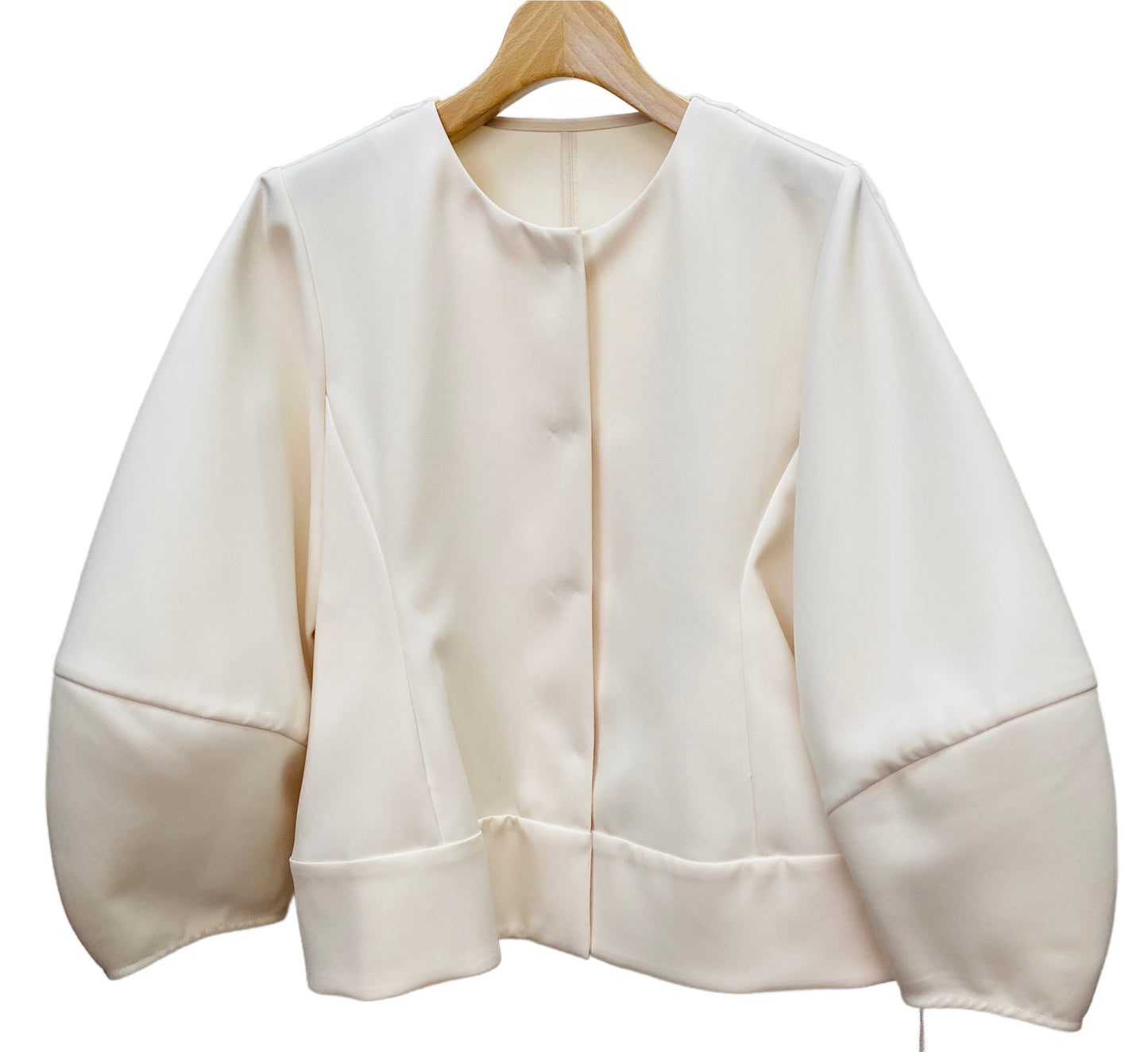 anana (アナナ) ボンディングショートペプラムジャケット A76-000