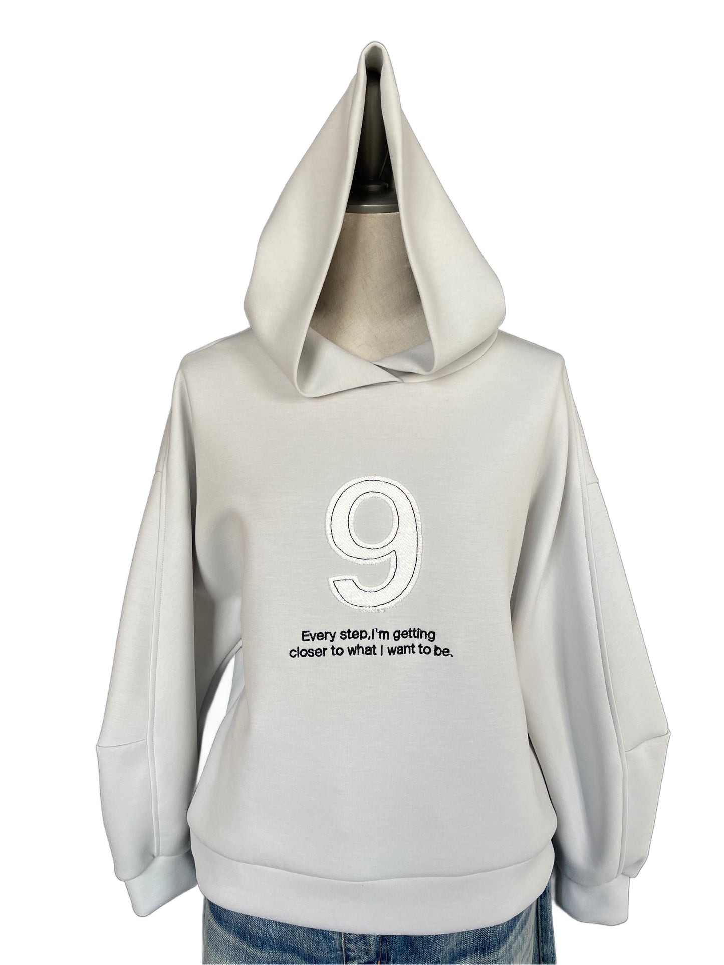 Dignite collier(ディニテコリエ) ボンディング刺繍パーカー　 80256504