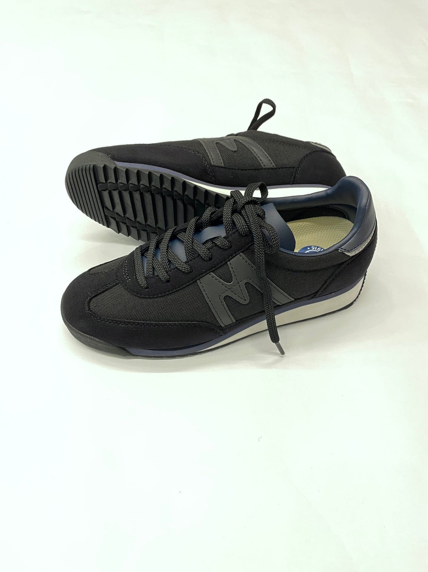KARHU(カルフ) MESTARI スニーカー KH805093