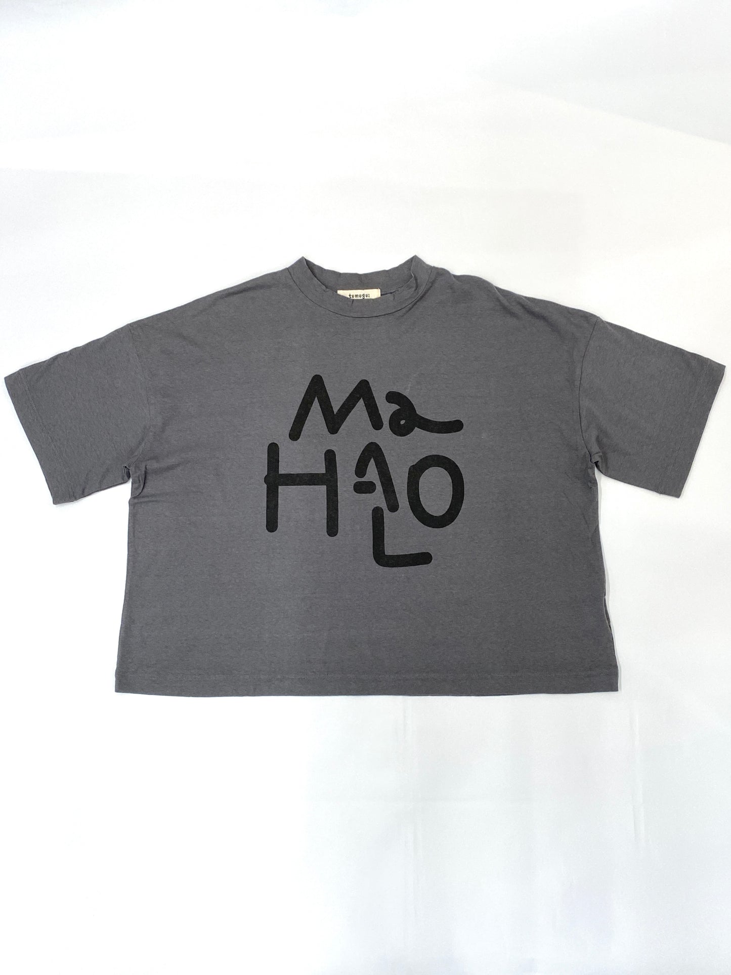 tumugu (ツムグ) ラフィ天竺プリントTシャツ(MaHaLo) TC25104
